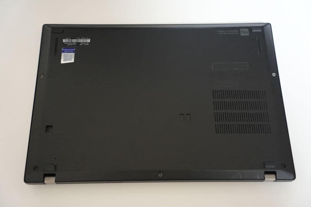 ThinkPad X13 gen1 10世代i7 16Gメモリ256G SSD