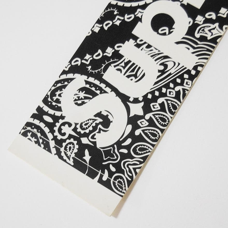 Supreme ペイズリー ボックスロゴ ステッカー ブラック バンダナ