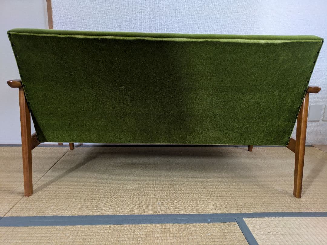 カリモク60 Kチェア 2シーター モケットグリーン 4月16日最終発送