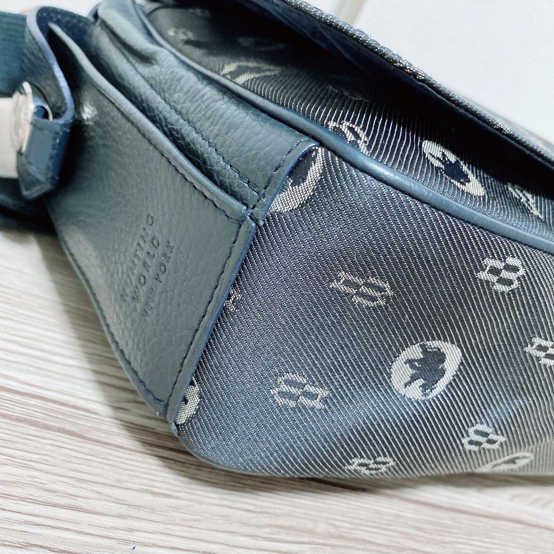 ハンティングワールド 　ショルダーバッグ 　モノグラム　メッセンジャーバッグ