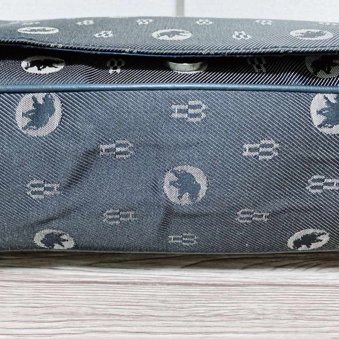 ハンティングワールド 　ショルダーバッグ 　モノグラム　メッセンジャーバッグ