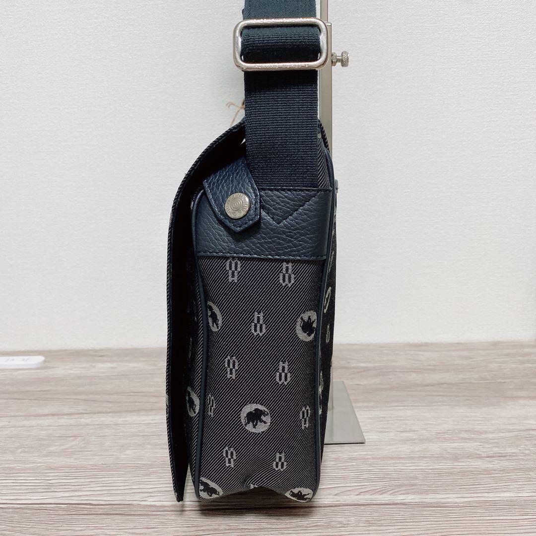 ハンティングワールド 　ショルダーバッグ 　モノグラム　メッセンジャーバッグ