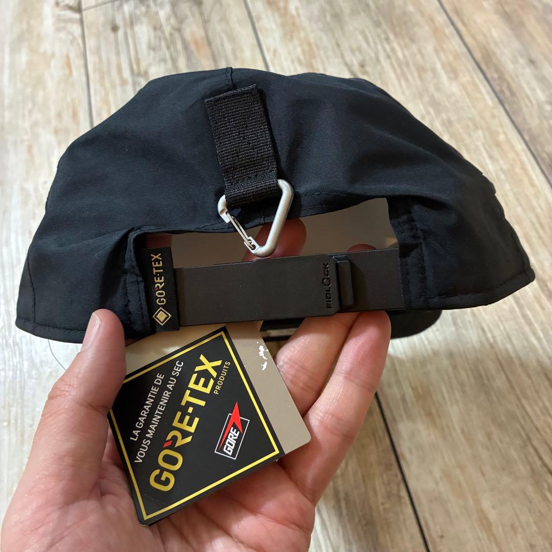 New Era 9FIFTY GORE-TEX ブラックキャップ