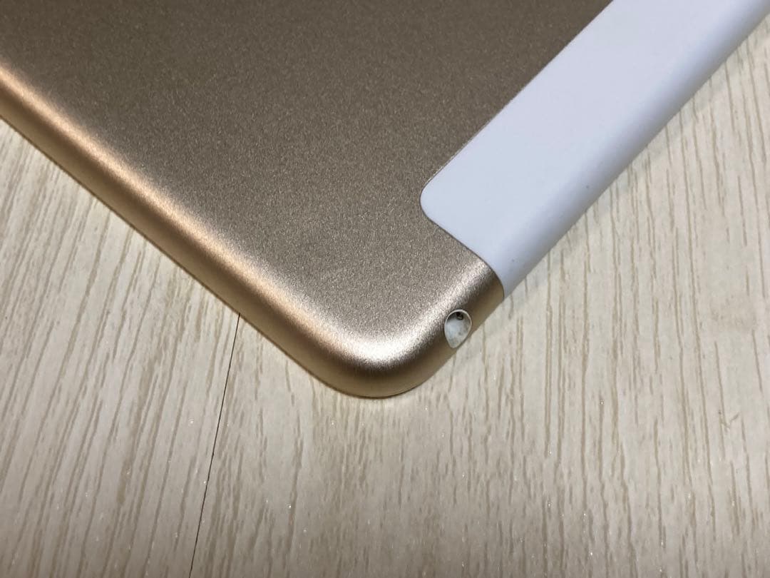 iPad mini 4 wifi+cellularモデル 128GB ゴールド