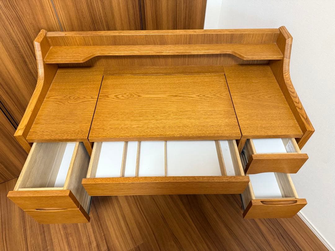 unico SIGNÉドレッサー