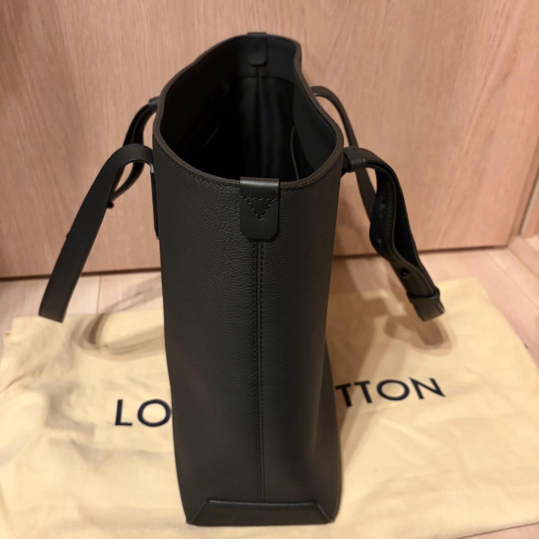 LOUIS VUITTON ルイヴィトン ファストライン・トート M22481