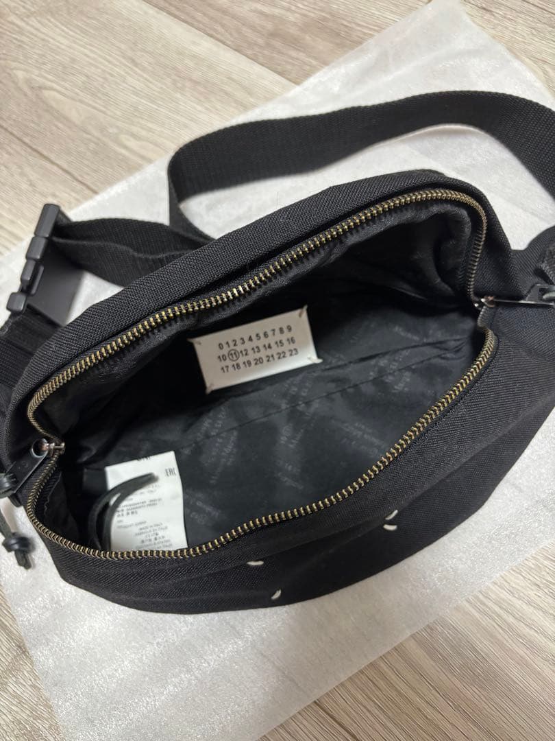 メゾンマルジェラ Maison Margiela クロスボディバッグ