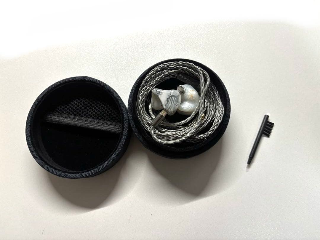 qdc white tiger イヤホン