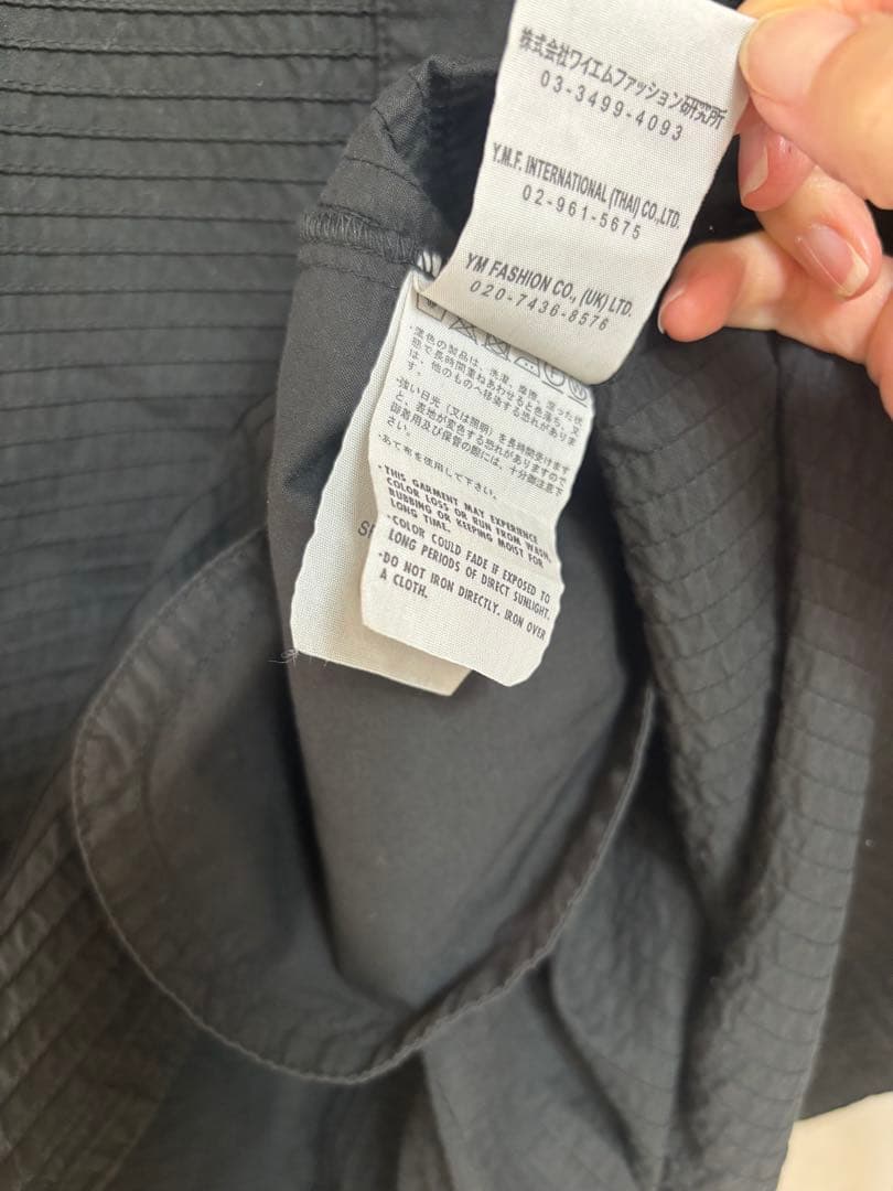 ヤッコマリカルド　ピンタック　バンドカラー　チュニック　ブラウス　タイ製