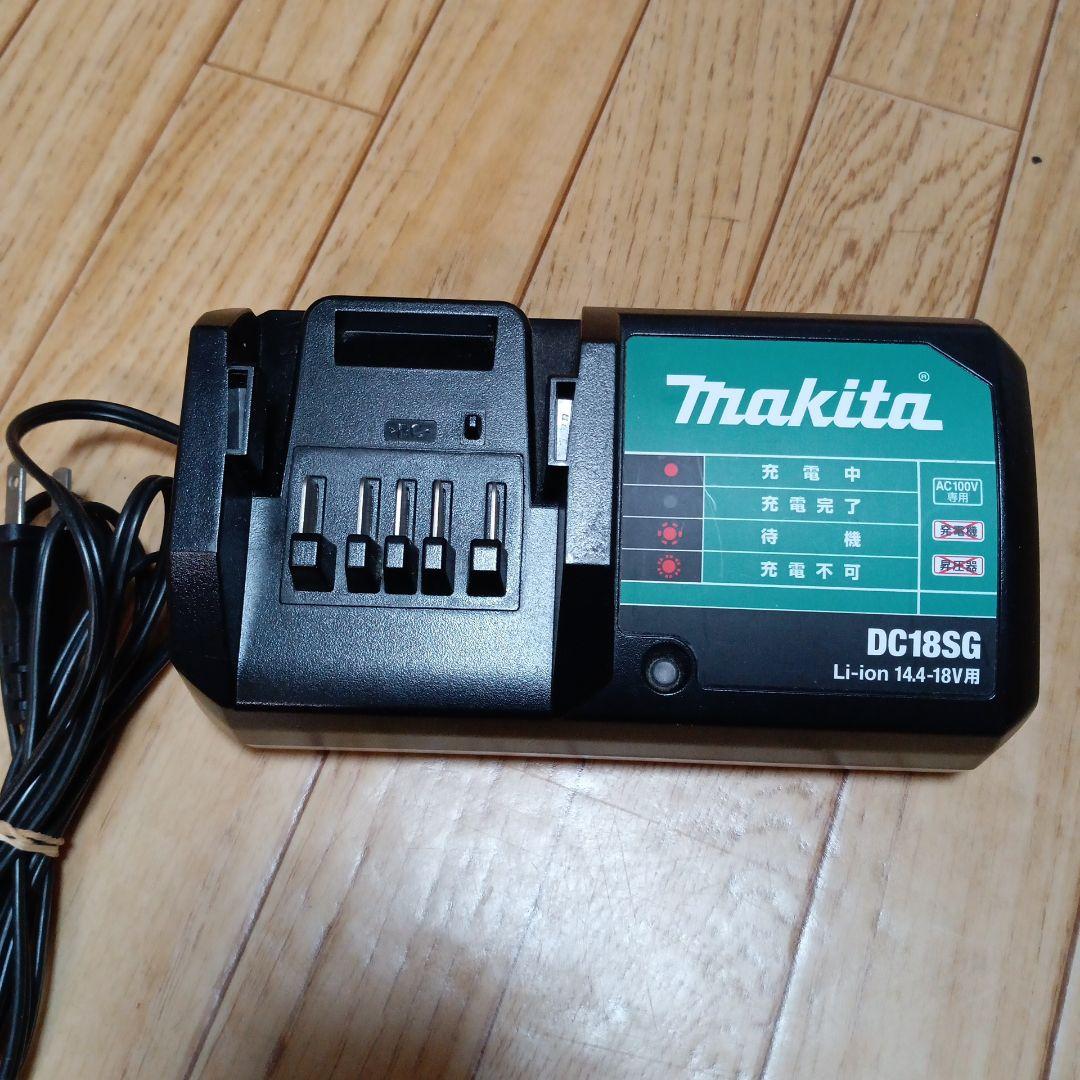 マキタ14.4V充電式クリーナMCL143D　純正バッテリー　純正充電器付