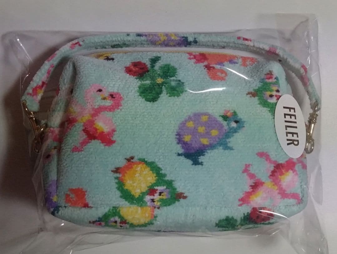 神崎恵さん✕フェイラー　手付きポーチ