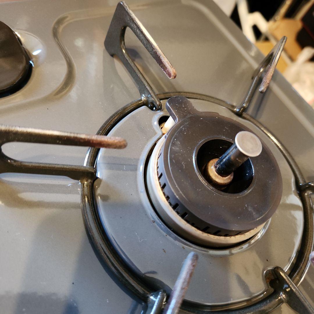 美品　リンナイ都市ガス用コンロ　KGM563DGR　2018年製　右側強火