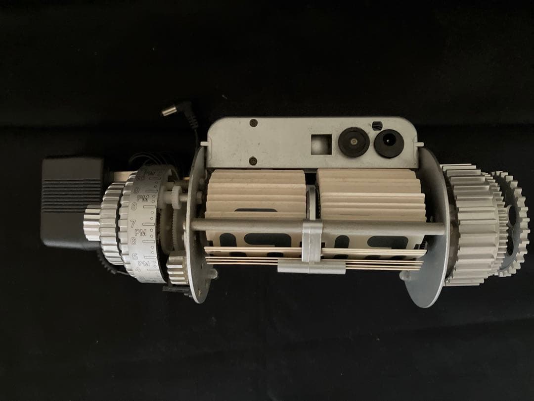 パタパタ時計 アルミ製 機械式 コンセント LED照明(明るさ調整可能)