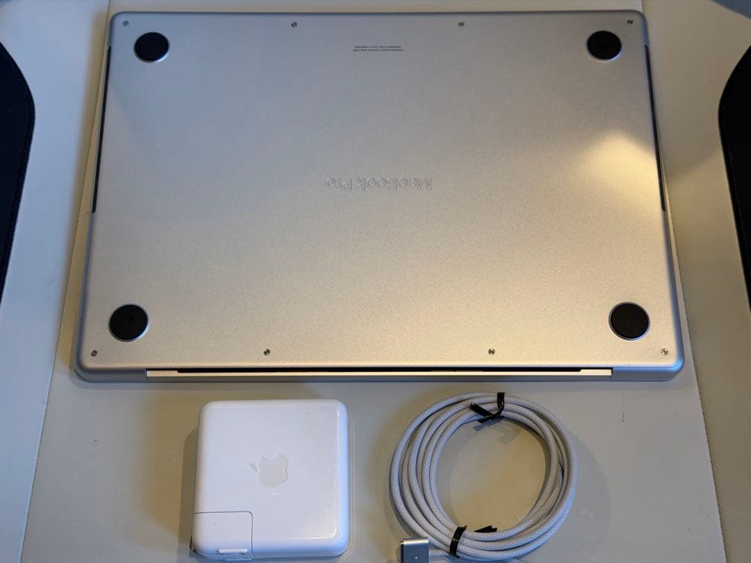 新品に近いMacBook Pro 14 M3 Pro 36GB JIS