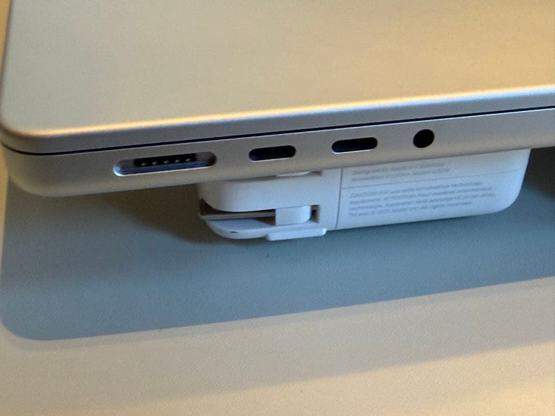 新品に近いMacBook Pro 14 M3 Pro 36GB JIS