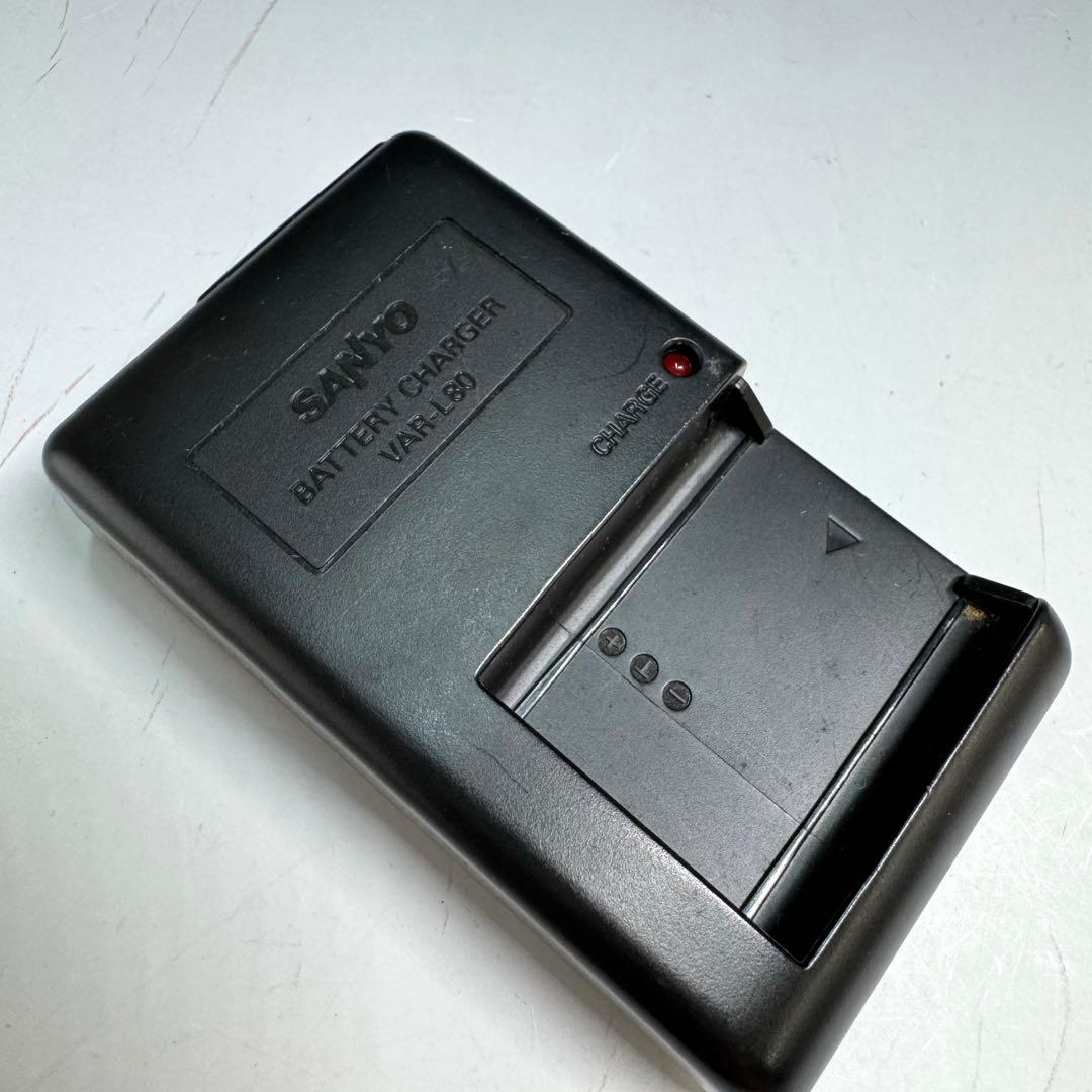 SANYOデジタルムービーカメラ　Xacti DMX-CG11 グリーン