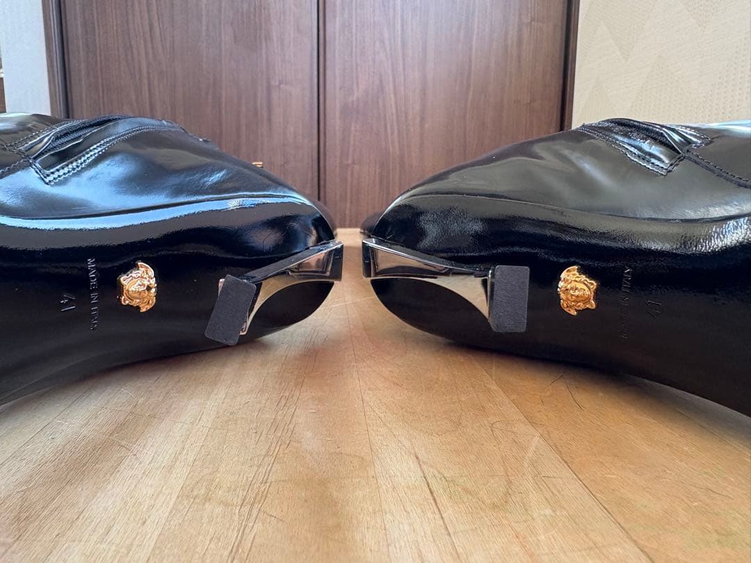 新春SALE!! 【新品】 VERSACE 本革 ハイヒール ロングブーツ