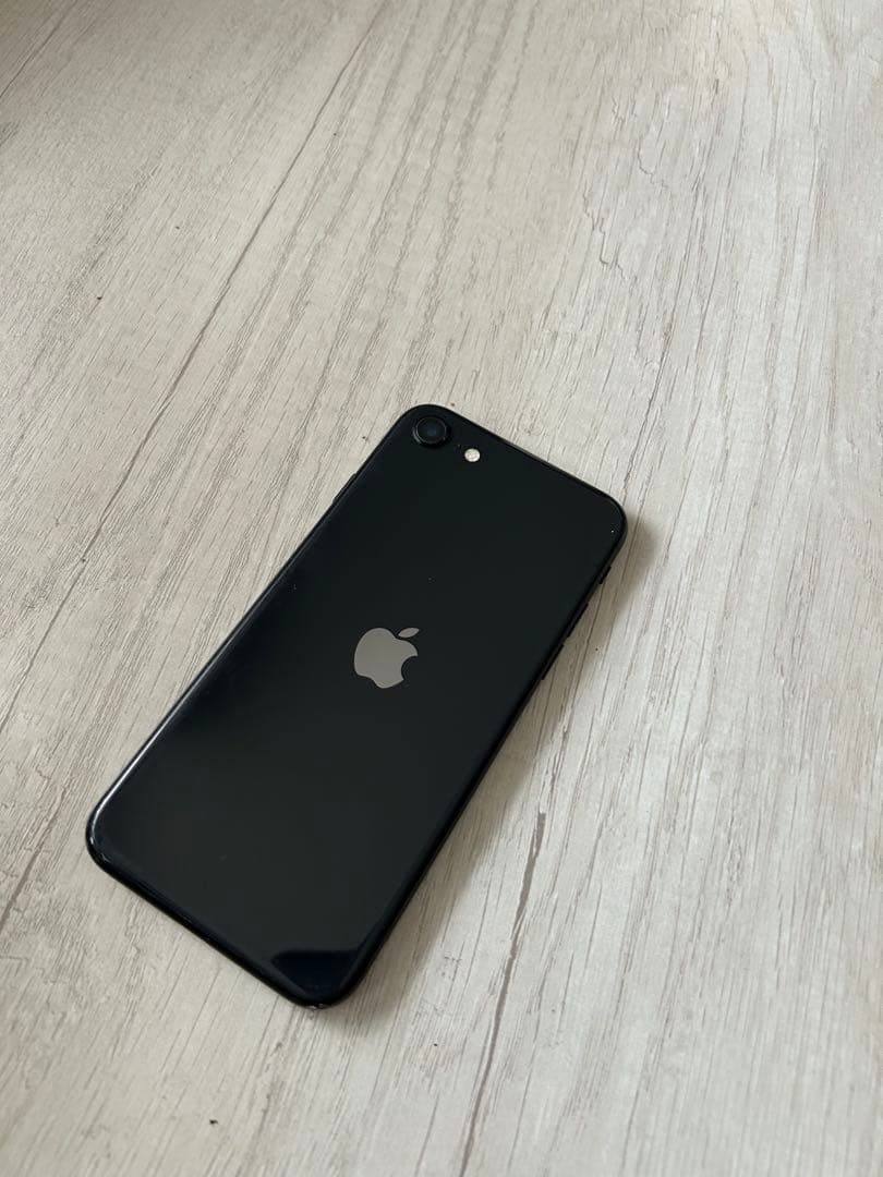 iPhone SE第2世代　ブラック