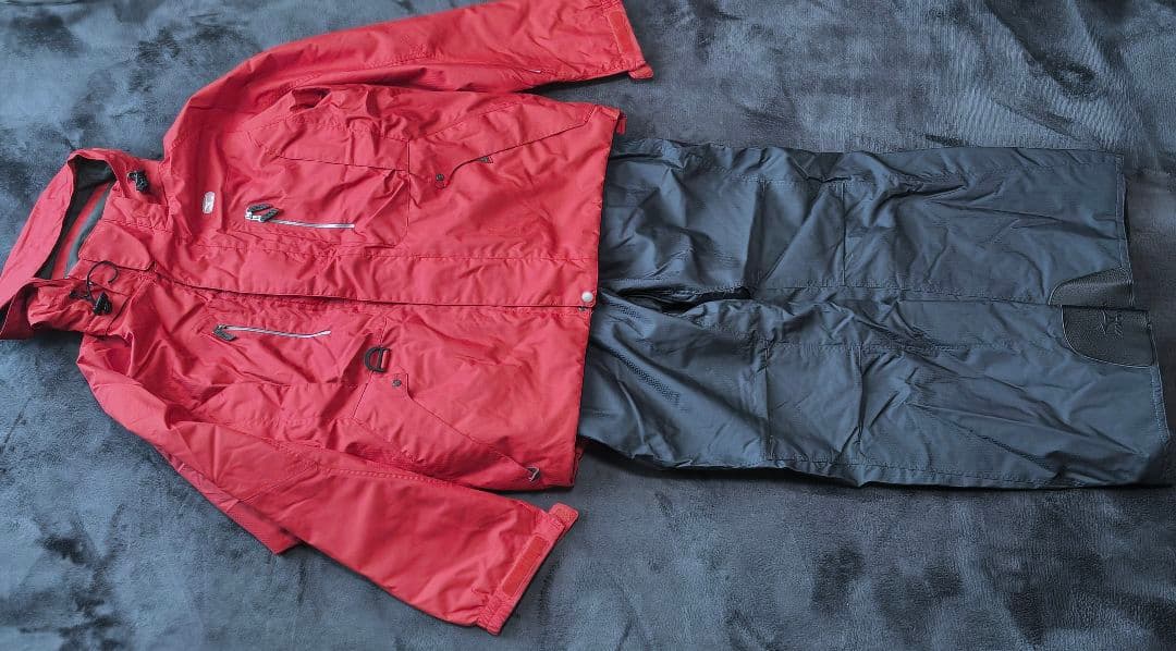 MIZUNO スキー・ボードウェアセット（ブレスサーモ）使用２回【送料無料】