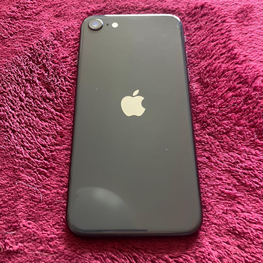 美品 iPhone SE 第2世代 64GB ブラック　ソフトバンク 展示品