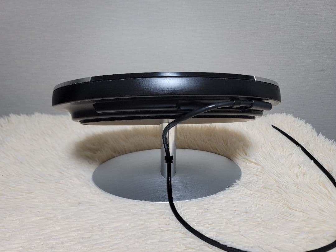 B&O BeoCenter 2, 天然木製ケース付きBeolab 4000