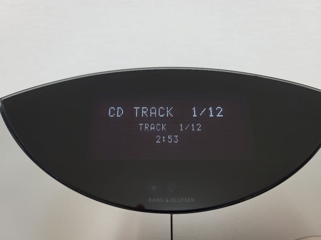 B&O BeoCenter 2, 天然木製ケース付きBeolab 4000