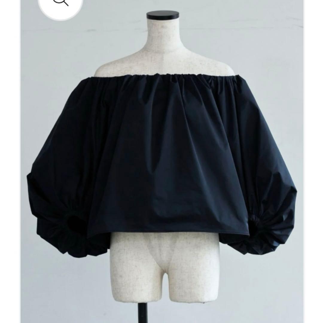 CARLA カーラ　オフショル　ブラック 黒　Otona