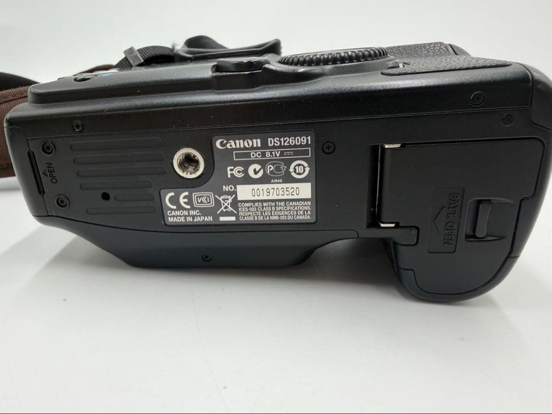 Canon EOS 5D デジタル一眼レフカメラ