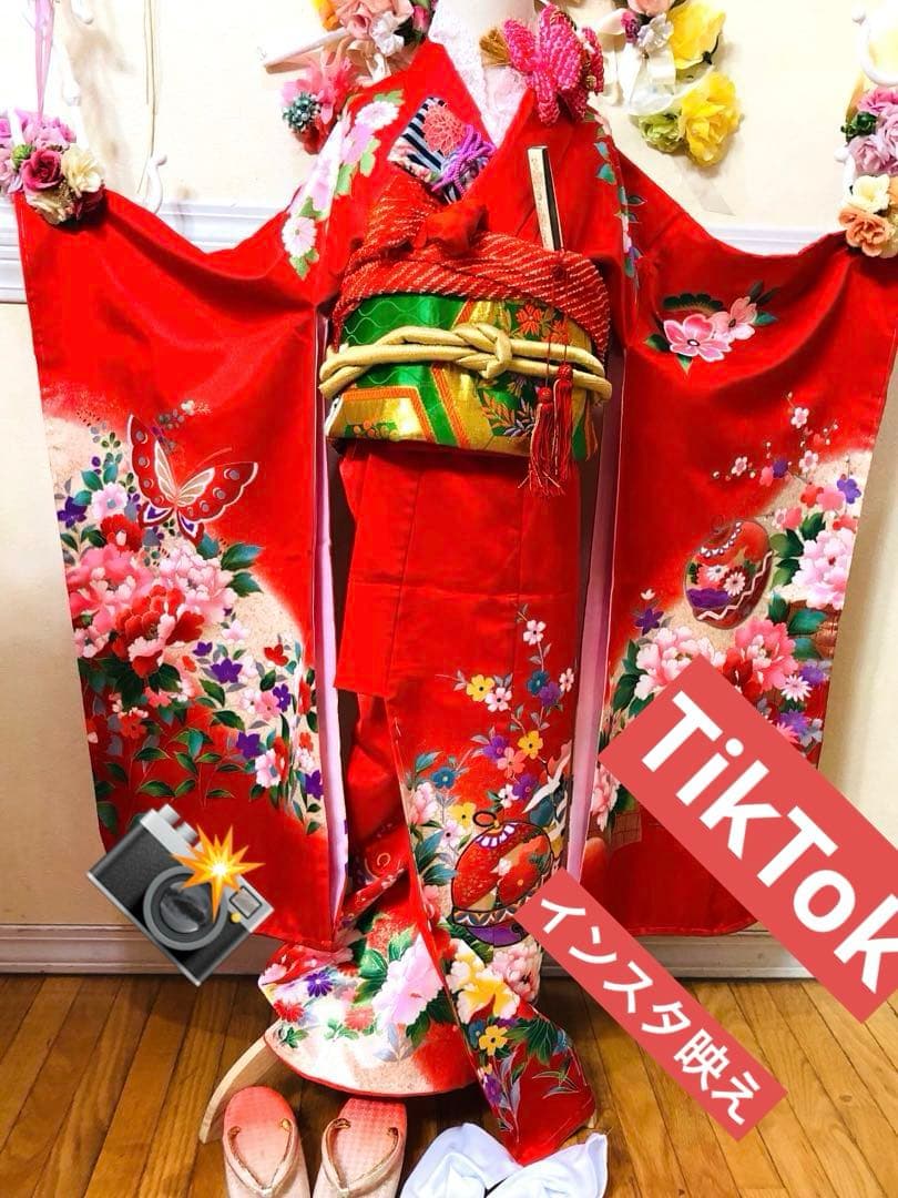 七五三七歳未使用着物‼️人気赤地暈し⭐︎手毬花々煌びやか際立つ⭐︎安心フルセット逸品