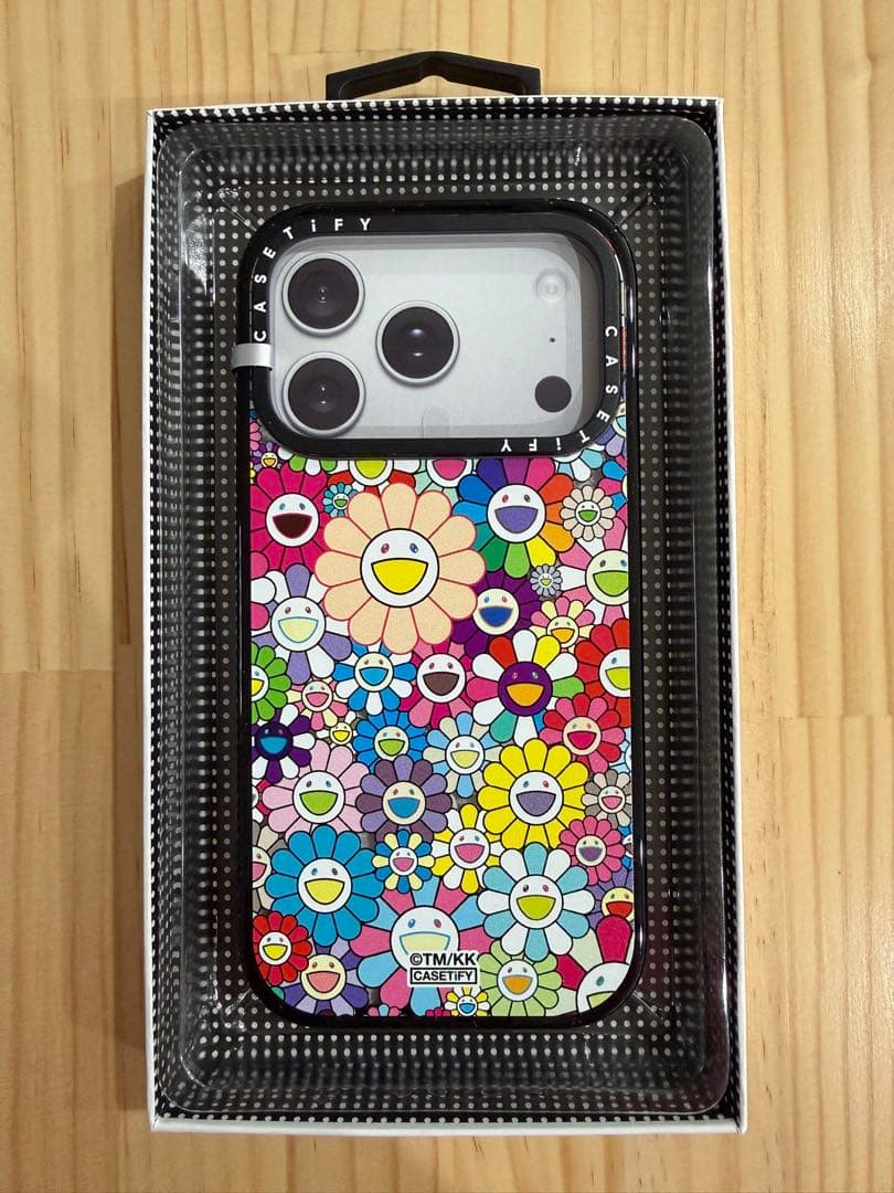 CASETiFY✖️村上隆 第３章フラワー(レインボー )iPhone17Pro用