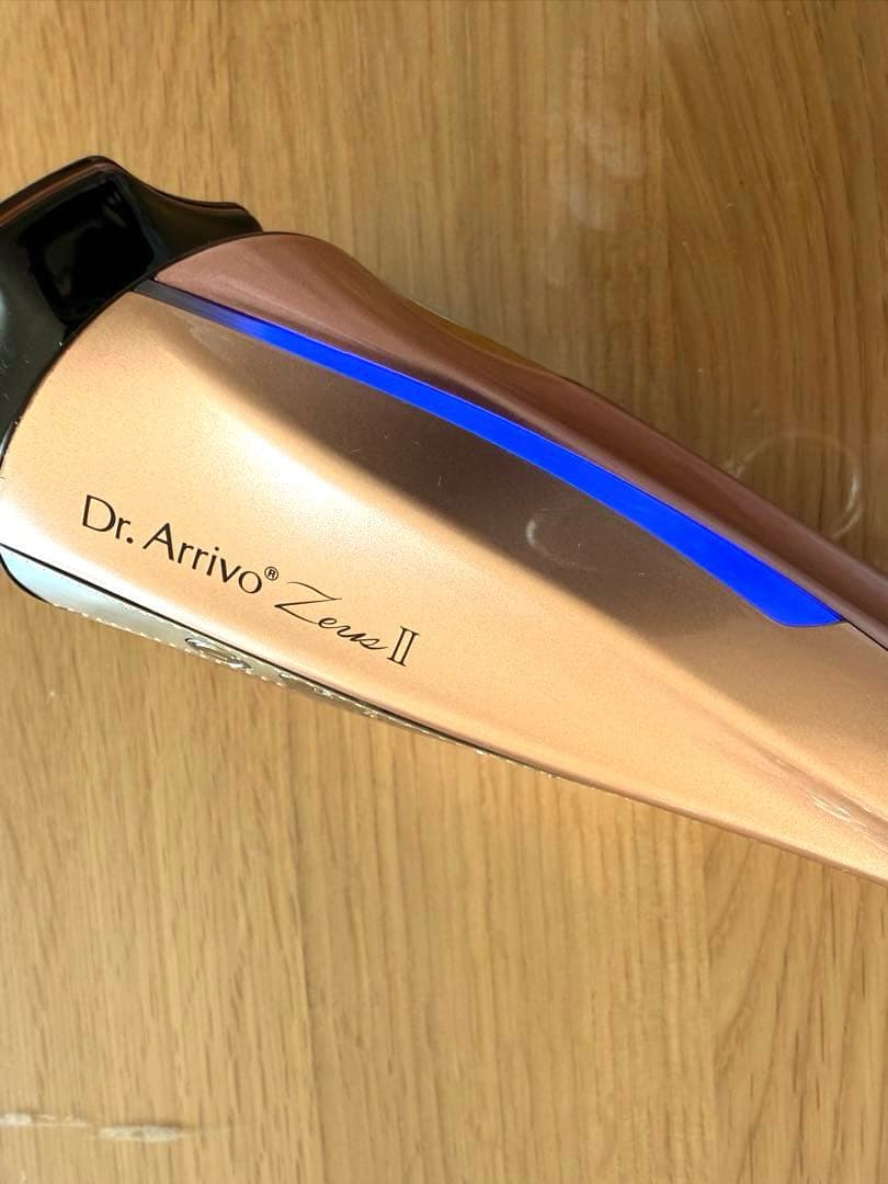 ドクターアリーヴォゼウス 美顔器ARTISTIC&CO. THE ZEUS Ⅱ