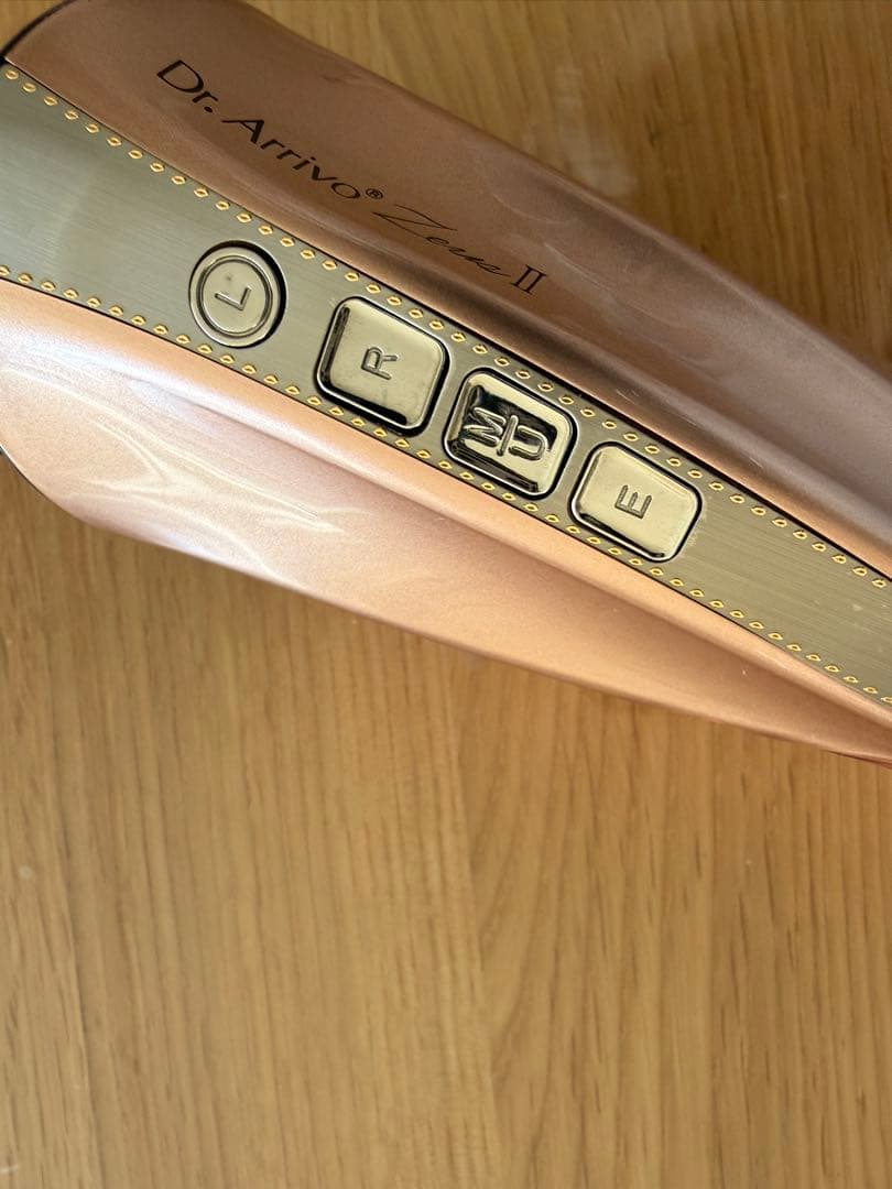 ドクターアリーヴォゼウス 美顔器ARTISTIC&CO. THE ZEUS Ⅱ