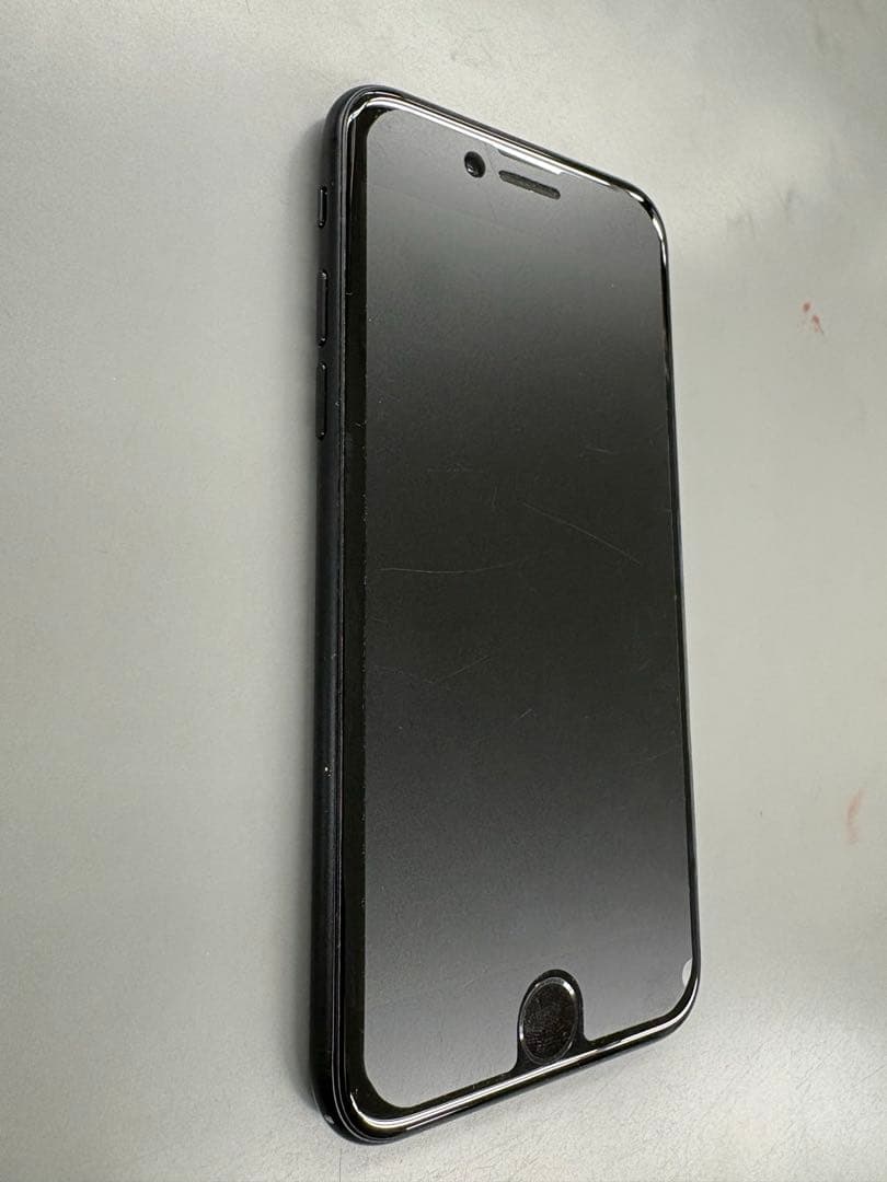 【美品】 iPhoneSE 第2世代 64GB ブラック