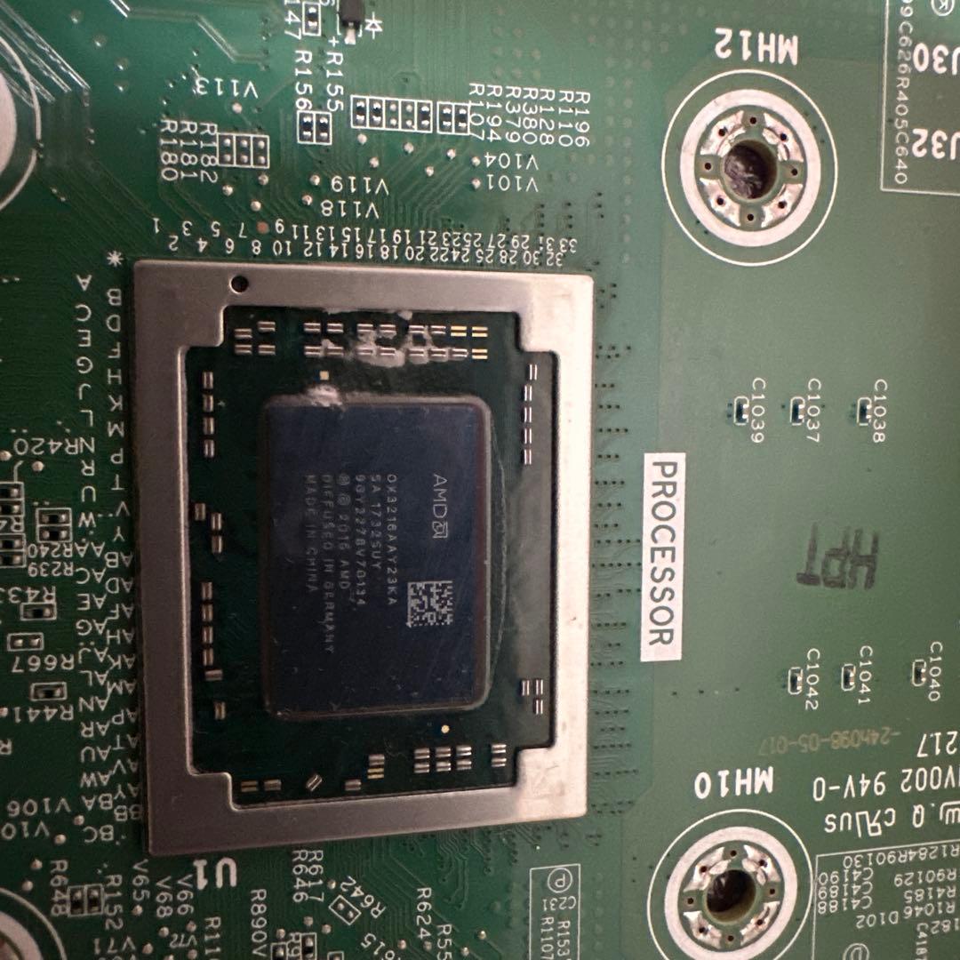 HP ProLiant MicroServer Gen10 マザーボード