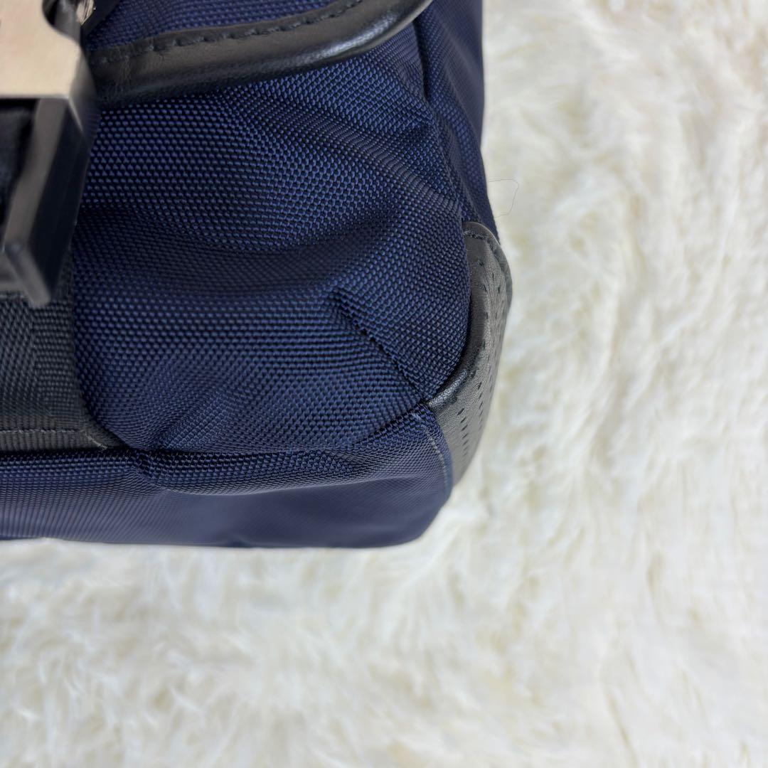 ★美品★ COACH ナイロン×レザー メッセンジャーバッグ シグネチャーベルト