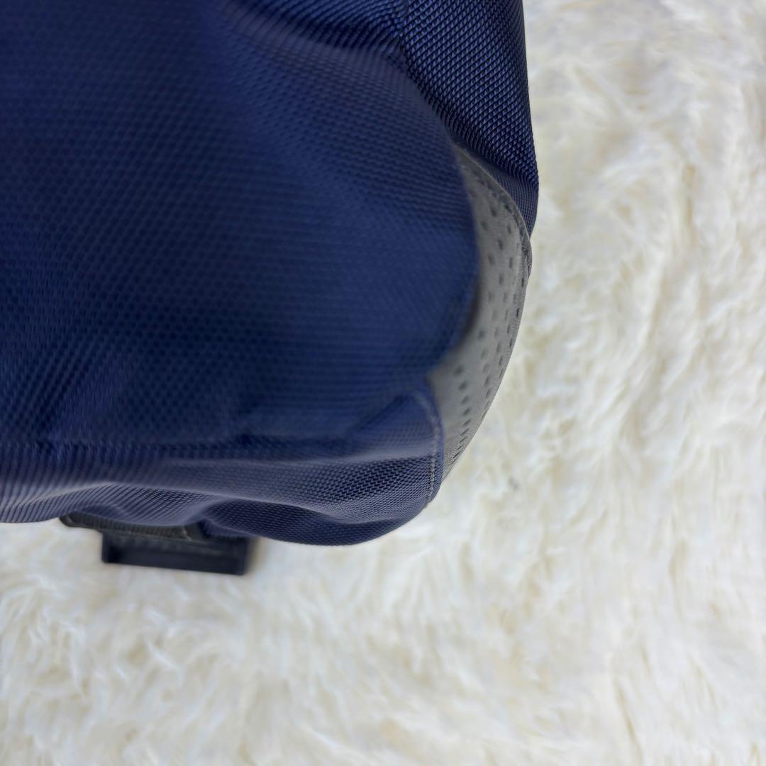 ★美品★ COACH ナイロン×レザー メッセンジャーバッグ シグネチャーベルト