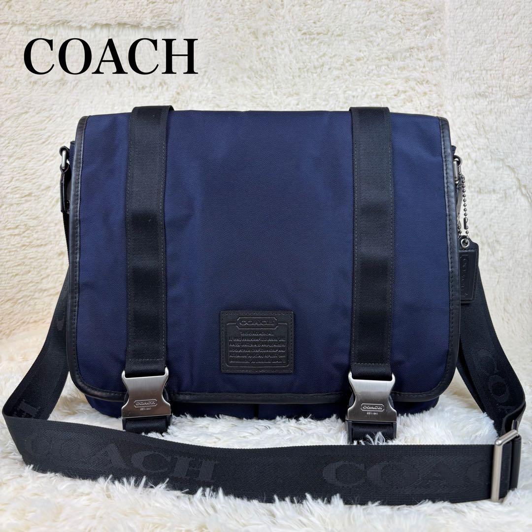 ★美品★ COACH ナイロン×レザー メッセンジャーバッグ シグネチャーベルト