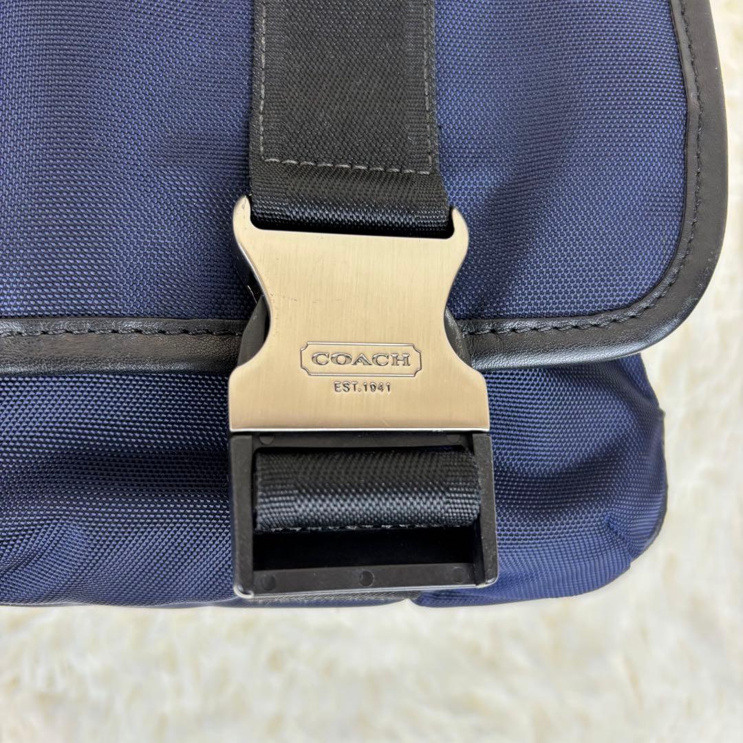 ★美品★ COACH ナイロン×レザー メッセンジャーバッグ シグネチャーベルト