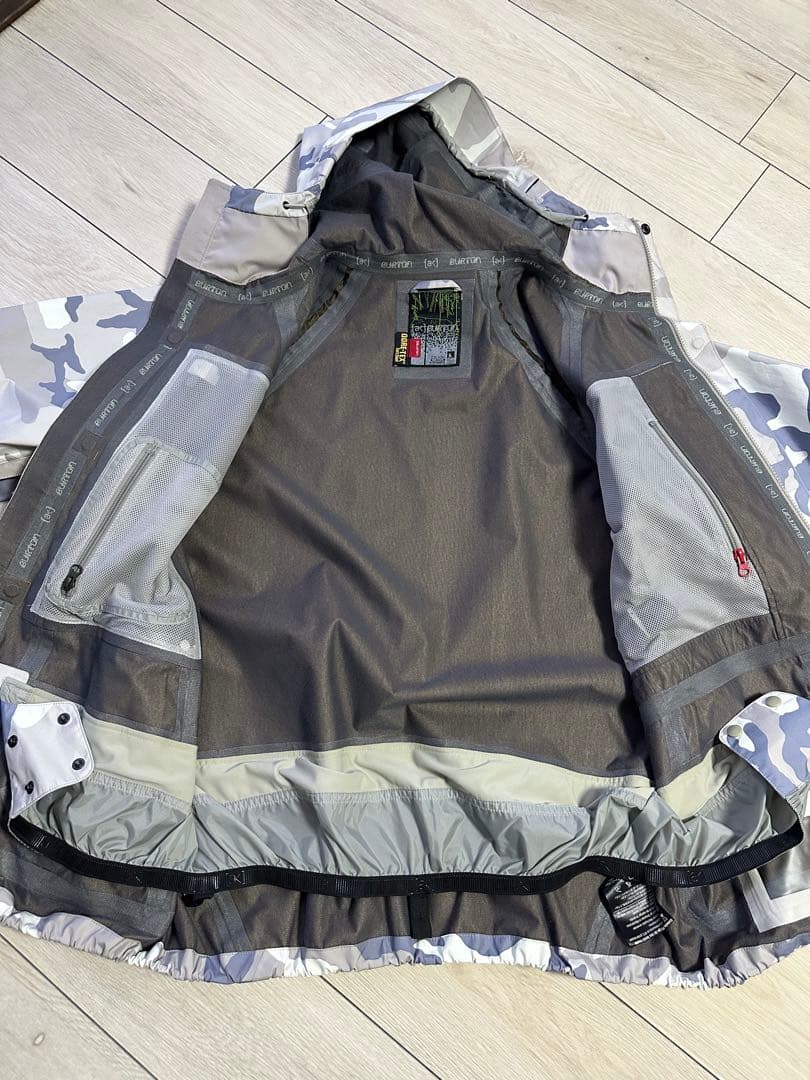 Burton ak 上下 L セットアップ ゴアテックス スノーカモ 迷彩