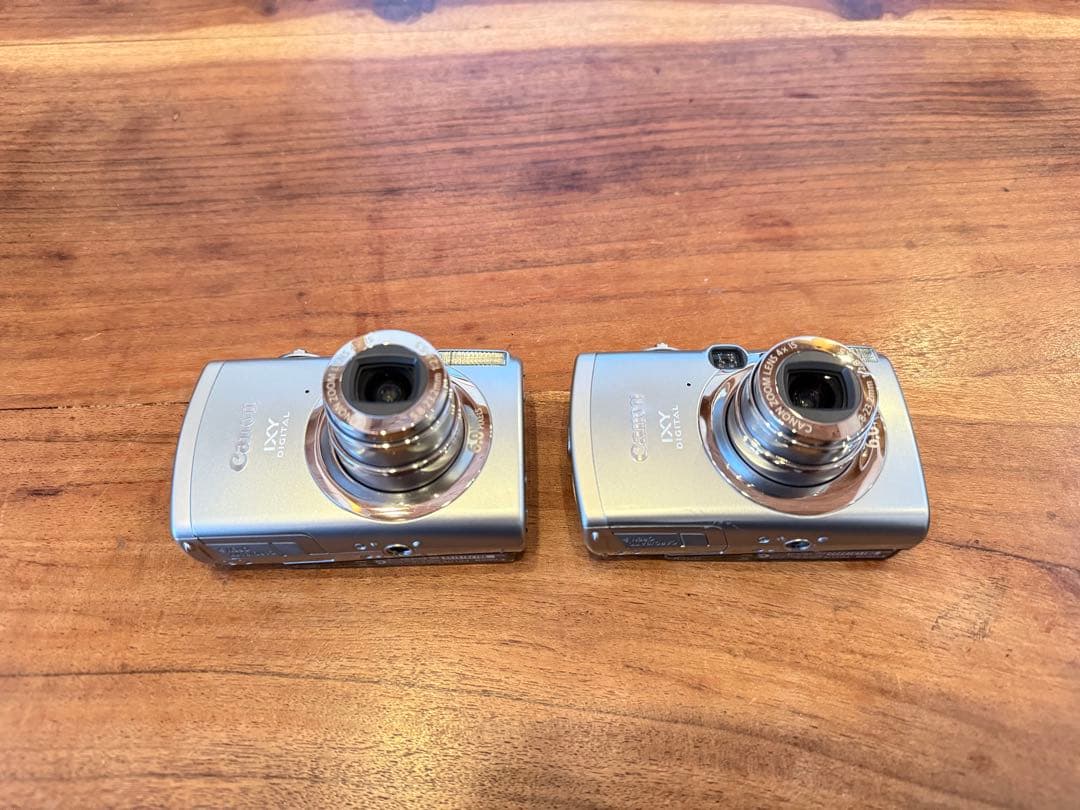 CANON IXY DIGITAL 800 IS キヤノン　イクシー　2台