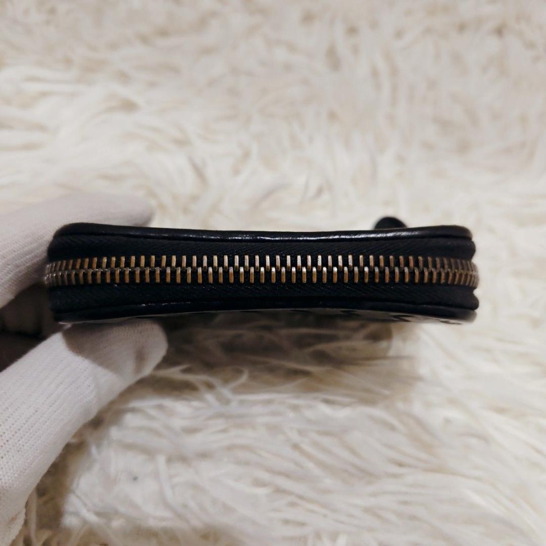 ボッテガヴェネタ ケース イントレチャート ラウンドファスナー 黒