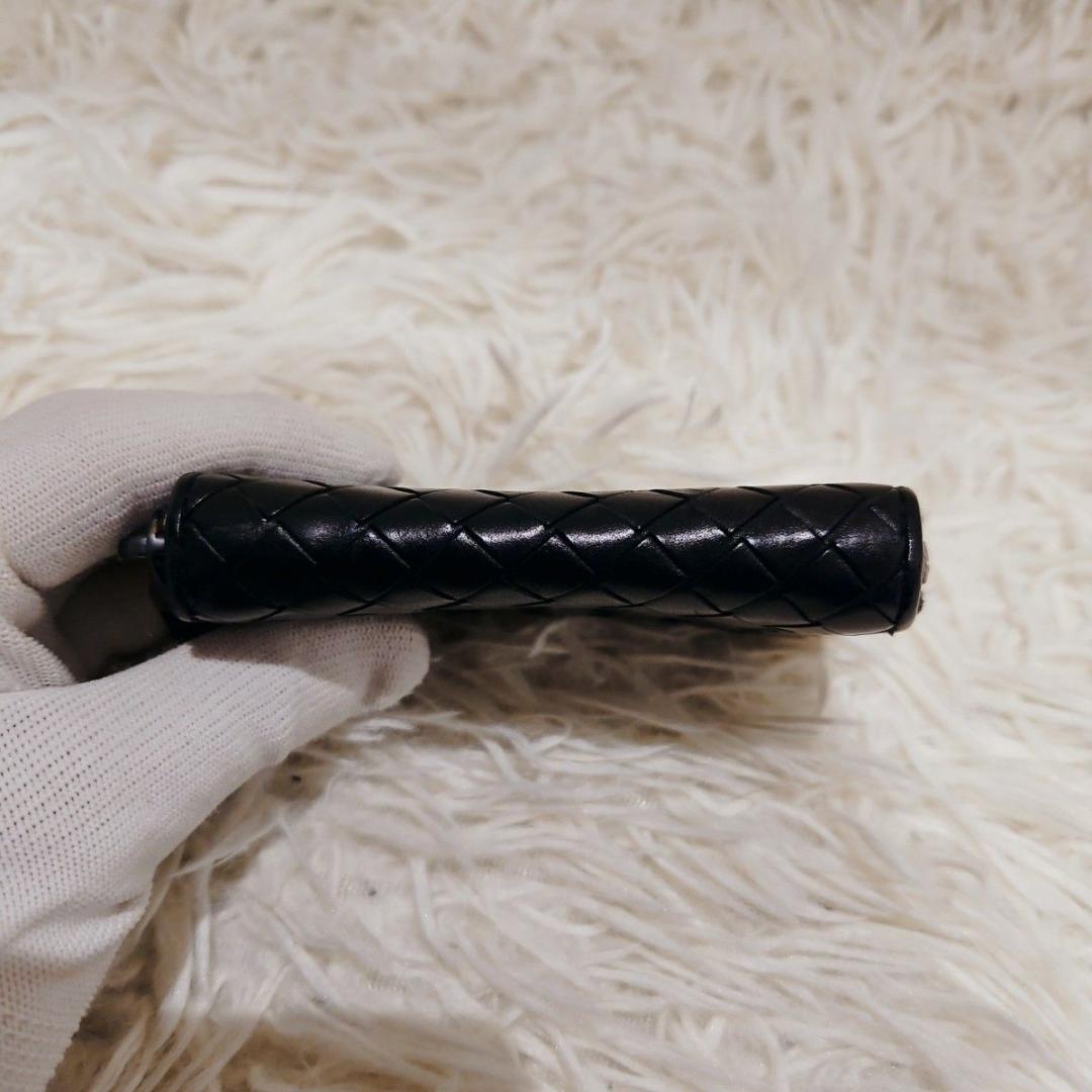 ボッテガヴェネタ ケース イントレチャート ラウンドファスナー 黒