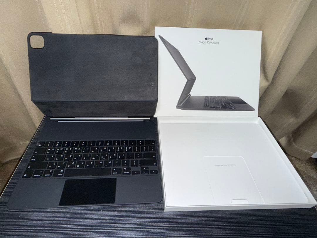 iPad Pro 12.9インチ Magic Keyboard 箱付き　韓国語