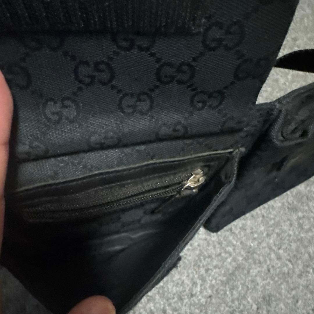 GUCCI ボディバッグ ブラック GGパターン