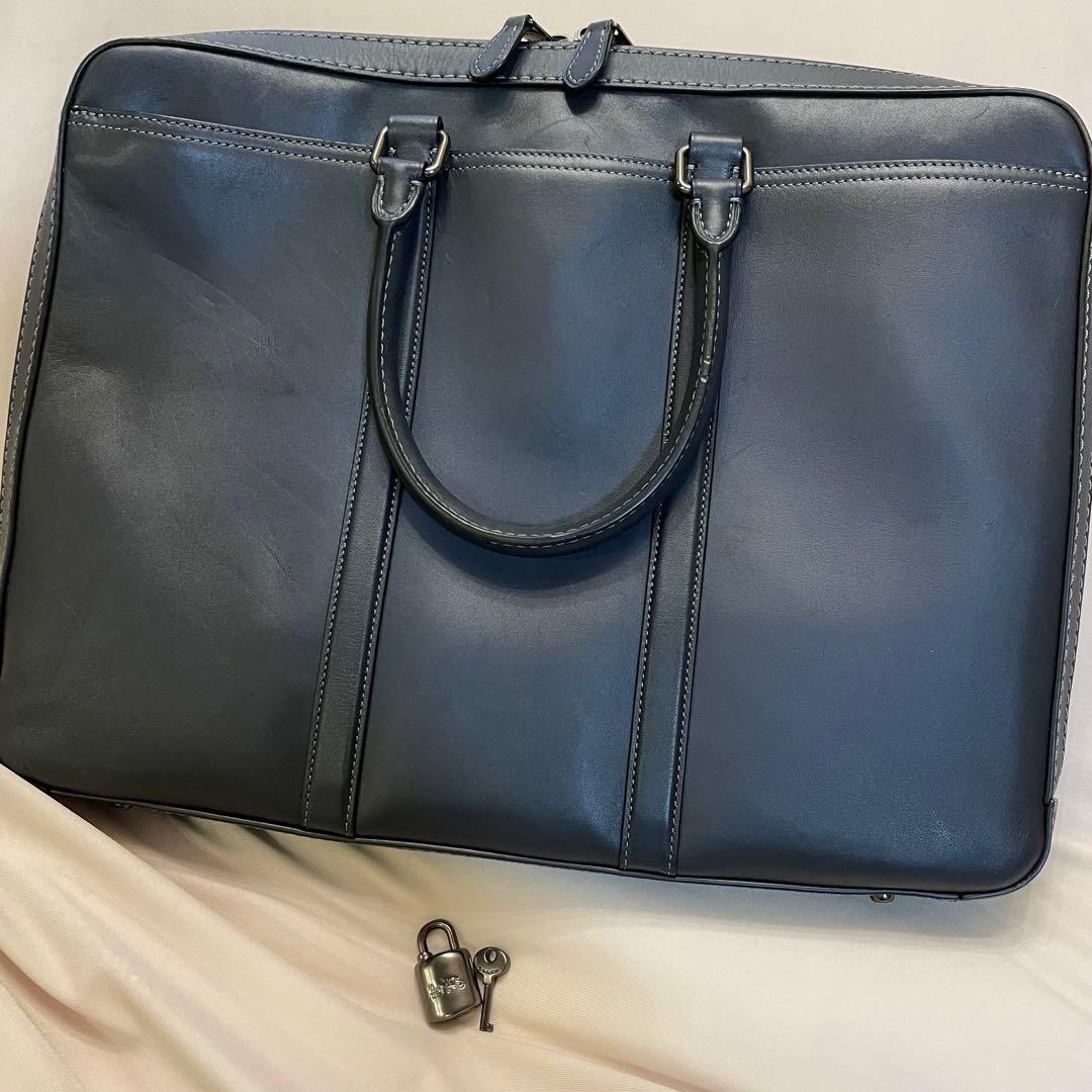 コーチ　ビジネスバッグ　ネイビー