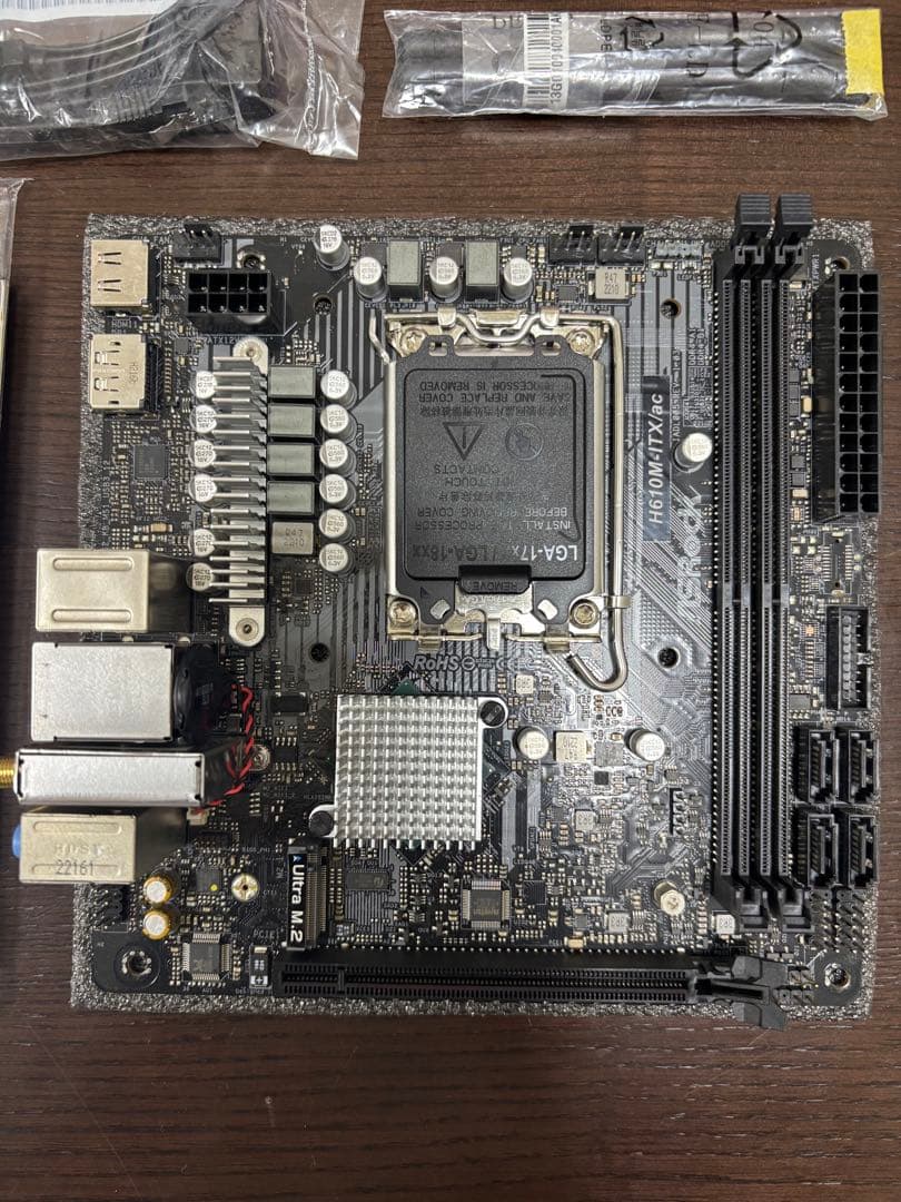 ASRock H610M-ITX/ac マザーボード