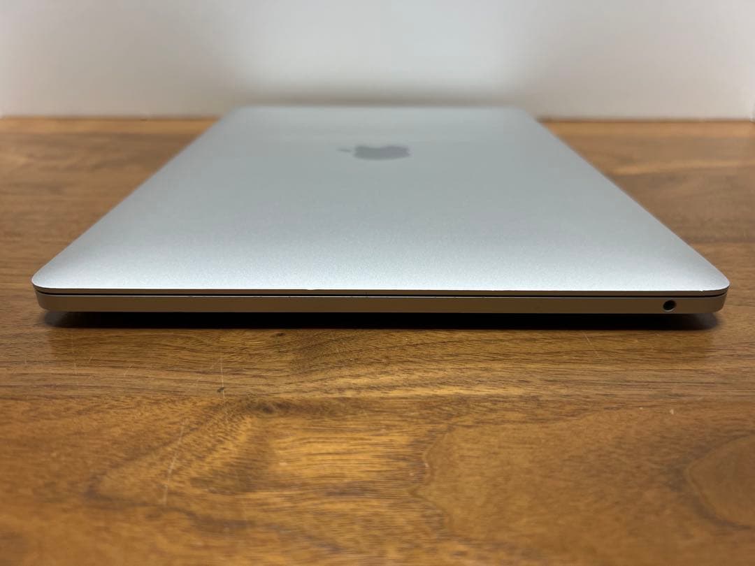 美品&高性能❗️MacBook Pro 2020 M1 16GB&512GB