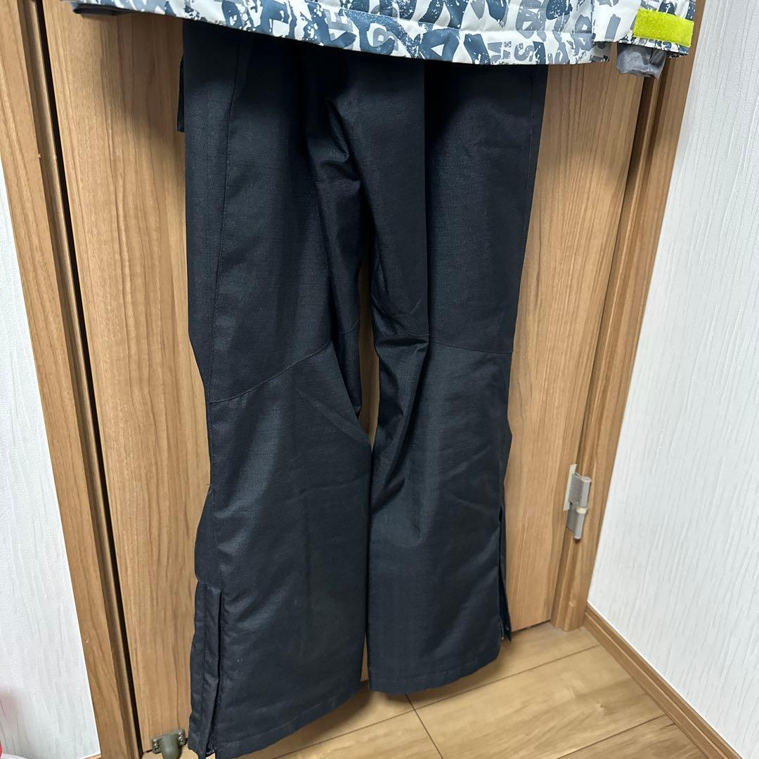 スノーボードウェア上下セット　Lサイズ