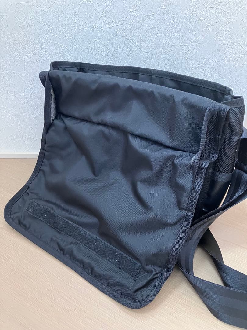 PORTER ポーター ヒート ショルダーバッグ メッセンジャーバッグ A4 黒