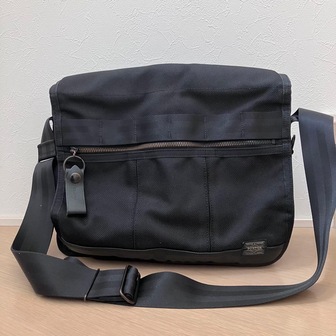 PORTER ポーター ヒート ショルダーバッグ メッセンジャーバッグ A4 黒